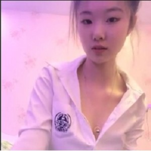 18岁美女的小熊維尼合集