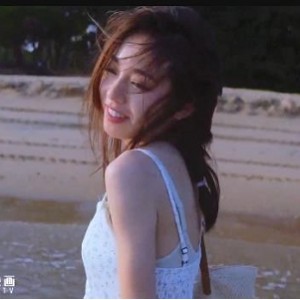 绝佳的颜值和出色的表演，加上精彩的剧情和唯美的风格，赢得了观众们的一致好评。这部合集以1080P的高清画质呈现，口碑爆棚，绝对是值得一看的好片！